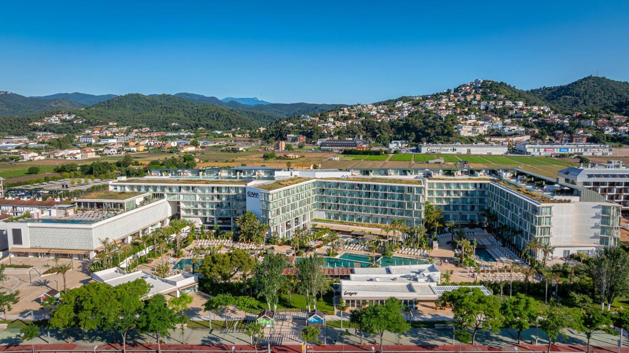 Hotel Atzavara &
